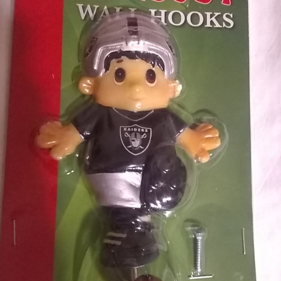Mascot Wall Hooks Raider's - Picture 2 of 8